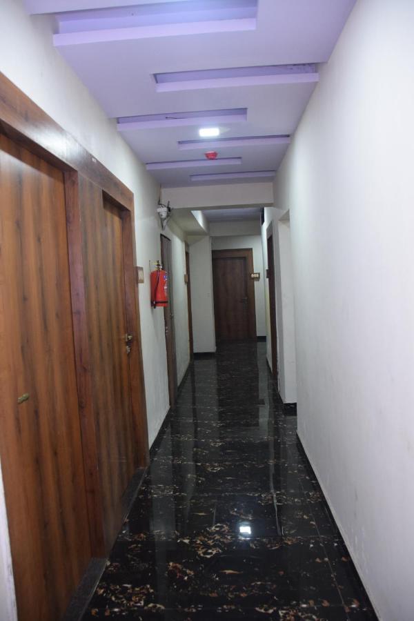 Hotel Riviera Residency Thane Exterior foto