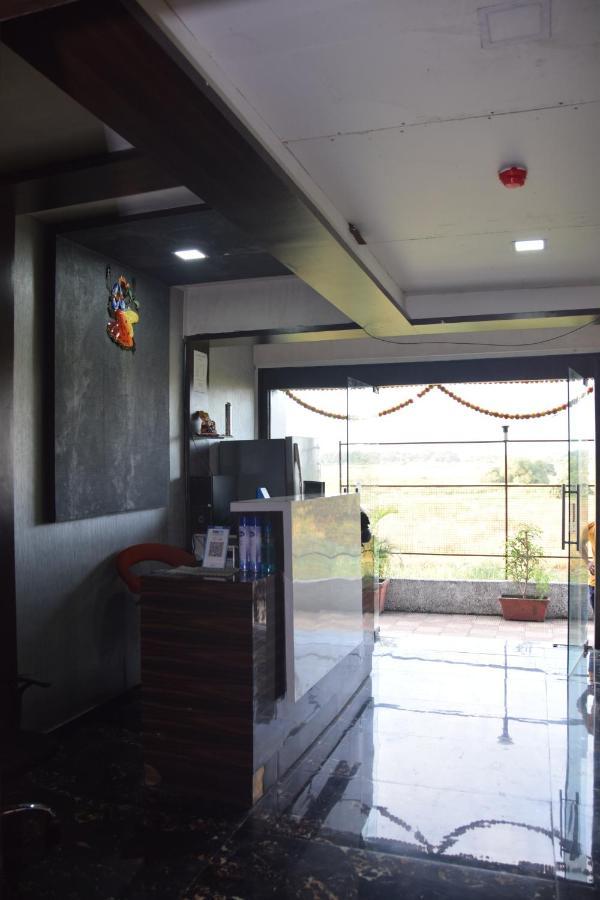 Hotel Riviera Residency Thane Exterior foto