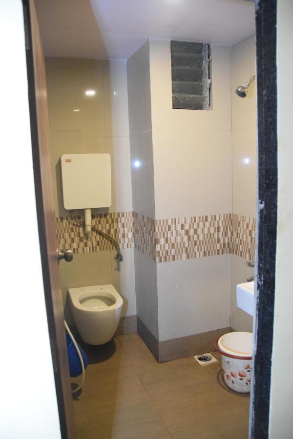 Hotel Riviera Residency Thane Exterior foto
