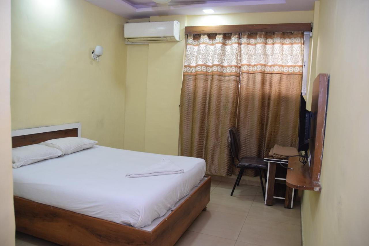 Hotel Riviera Residency Thane Exterior foto